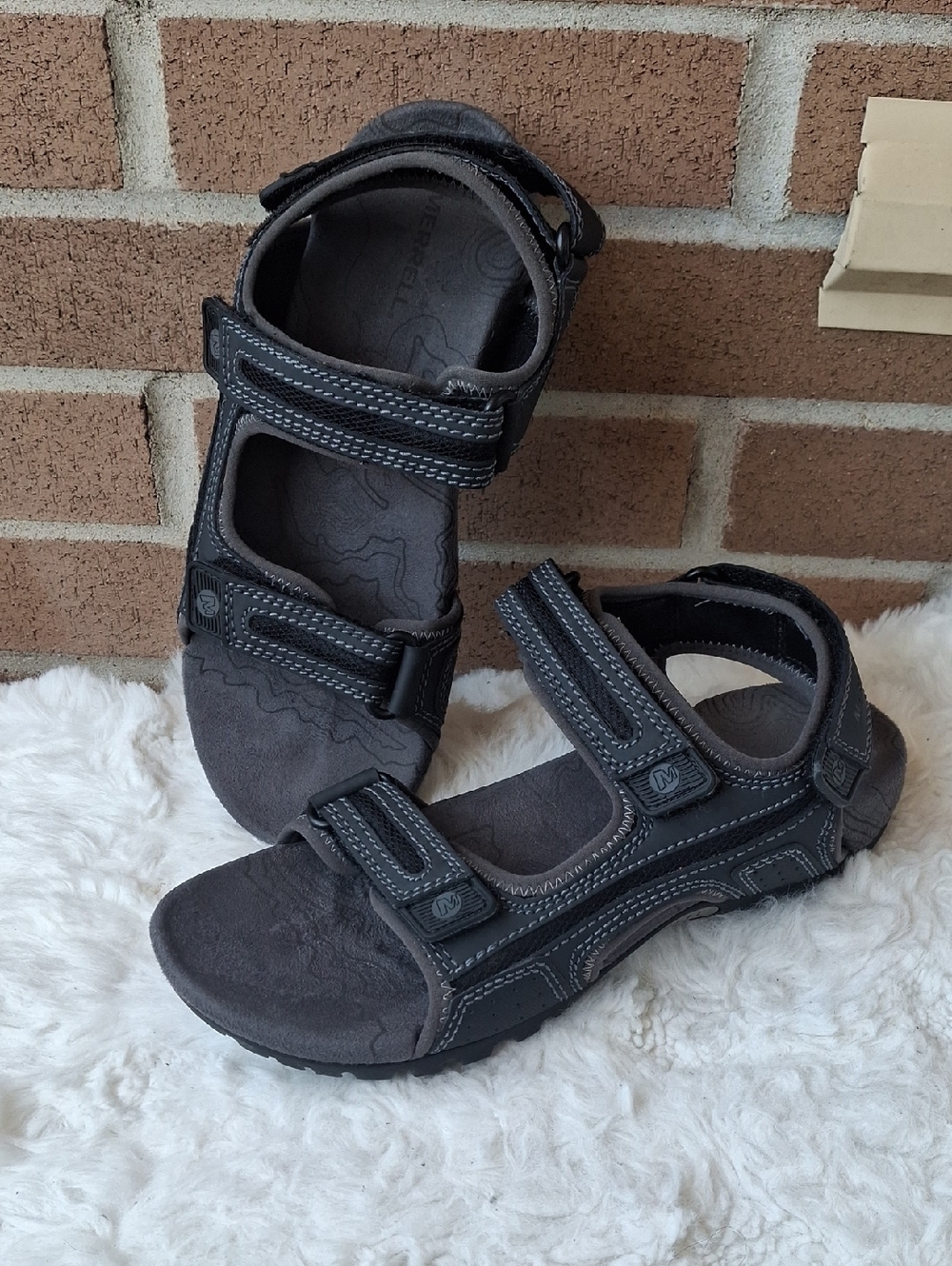 Merrell Men’s BlackGranite Air Cushion Hiking Sandals - Size 8